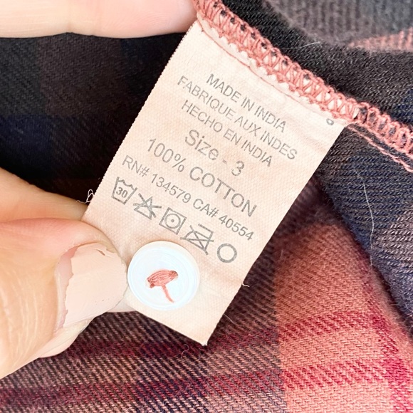 Sundry Flannel Button Down Plaid Top - Picture 4 of 11